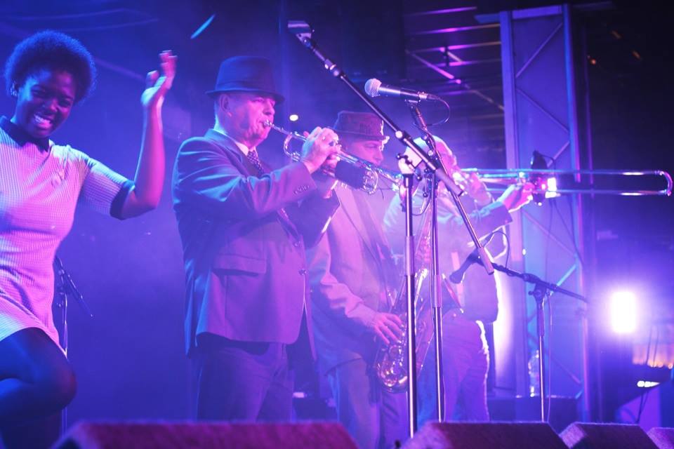 Superskas live ska 2tone 2 tone two tone horn section